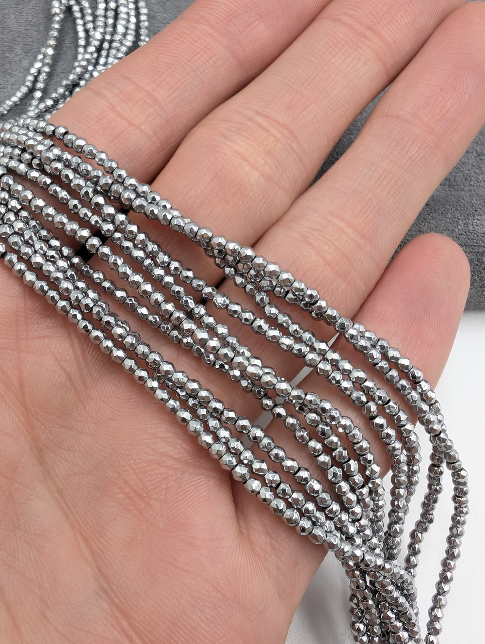 Гематит шар в огранке 2мм, темное серебро