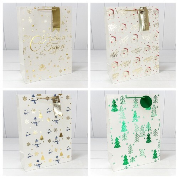 
          Пакет подарочный 33 х 45 х 15 см Набор 4 шт "Новый год" с тиснением (Белый)