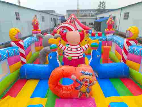 Коммерческий надувной батут «Парк развлечений 5» 12*6*7 м