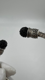 Браслет кафф с чёрными кристаллами