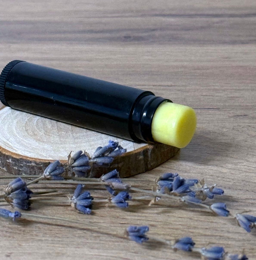 Бальзам для губ «Лавандовый» смягчающий