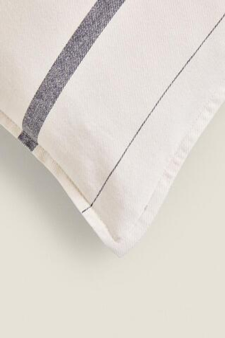 ZARA HOME ЧЕХОЛ ДЛЯ ДЕКОРАТИВНОЙ ПОДУШКИ В КОНТРАСТНУЮ ПОЛОСКУ, СИНИЙ