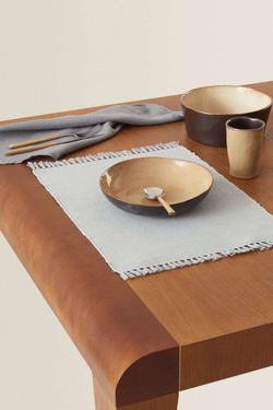 ZARA HOME СЕРВИРОВОЧНАЯ САЛФЕТКА С БАХРОМОЙ (УПАКОВКА ИЗ 2 ШТУК), СЕРЕБРИСТЫЙ