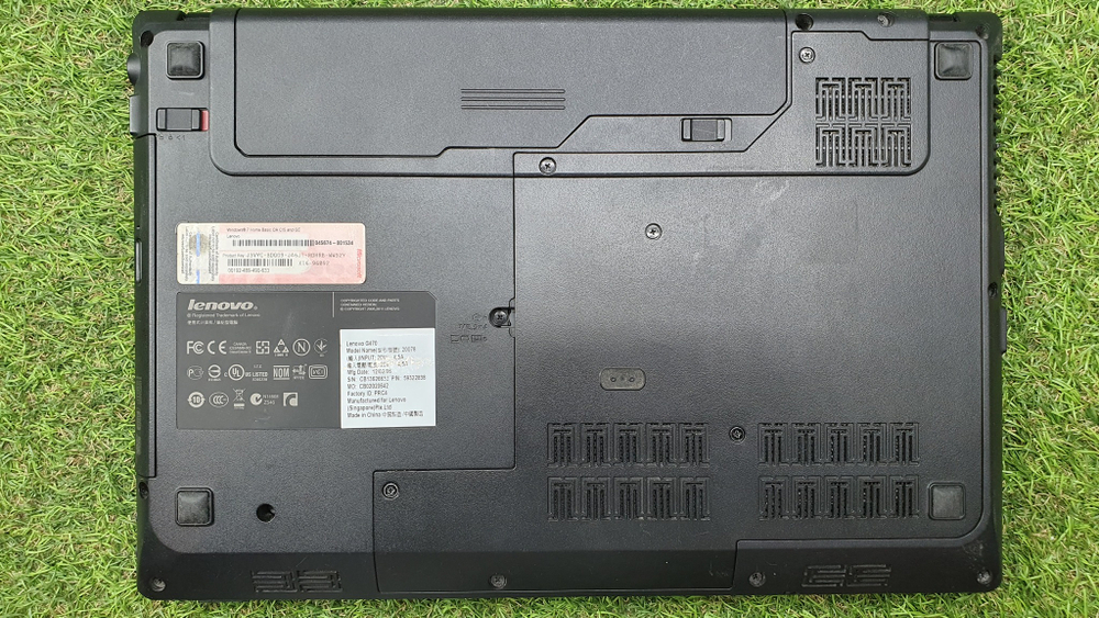 Ноутбук Lenovo Pentium/4 Gb/HD 6370M 1 Gb