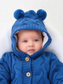 Комплект вязаный новорожденному: комбинезон+шапка+пинетки