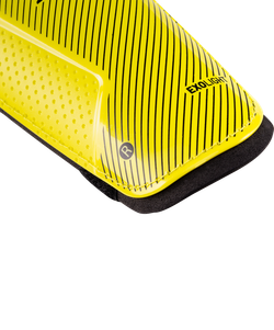 БЕЗ УПАКОВКИ Щитки футбольные JA-201, черный