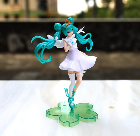 Фигурка Аниме Мику Хацунэ в белом платье / Miku Hatsune 22 см