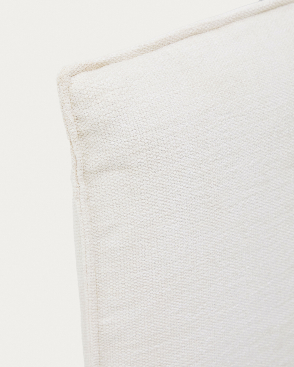 Изголовье кровати Jaira из белого шенилла со съемным чехлом для кроватей шириной до 160 см