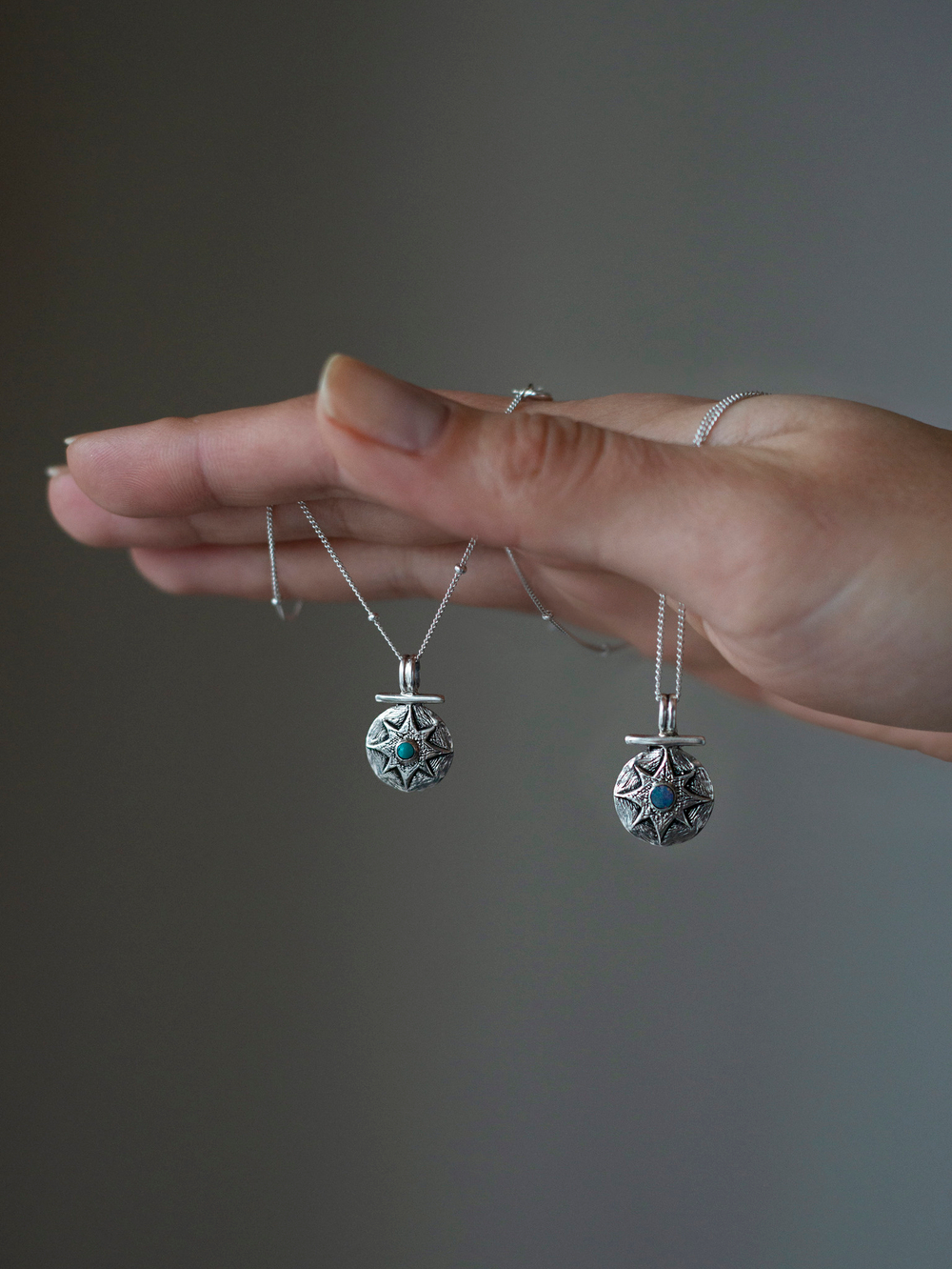 Подвеска ПУТЕВОДНАЯ ЗВЕЗДА с цепочкой, серебро/бирюза