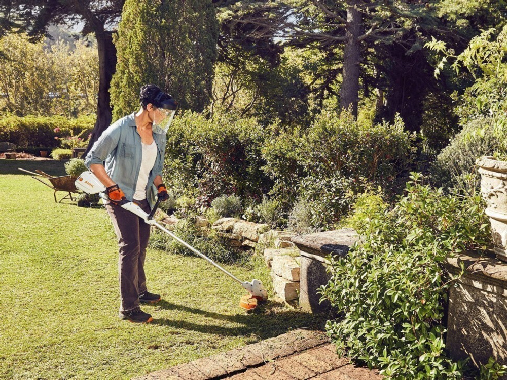 Аккумуляторная мотокоса Stihl FSA 56 SET (AK10, AL101)