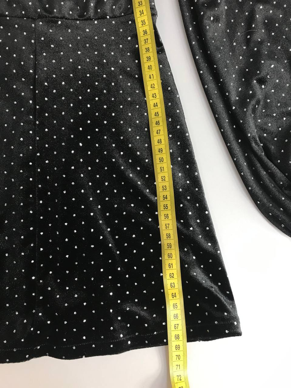 Блузка Bershka для романтического акцента, маркировка XS, визуально на 42 размер