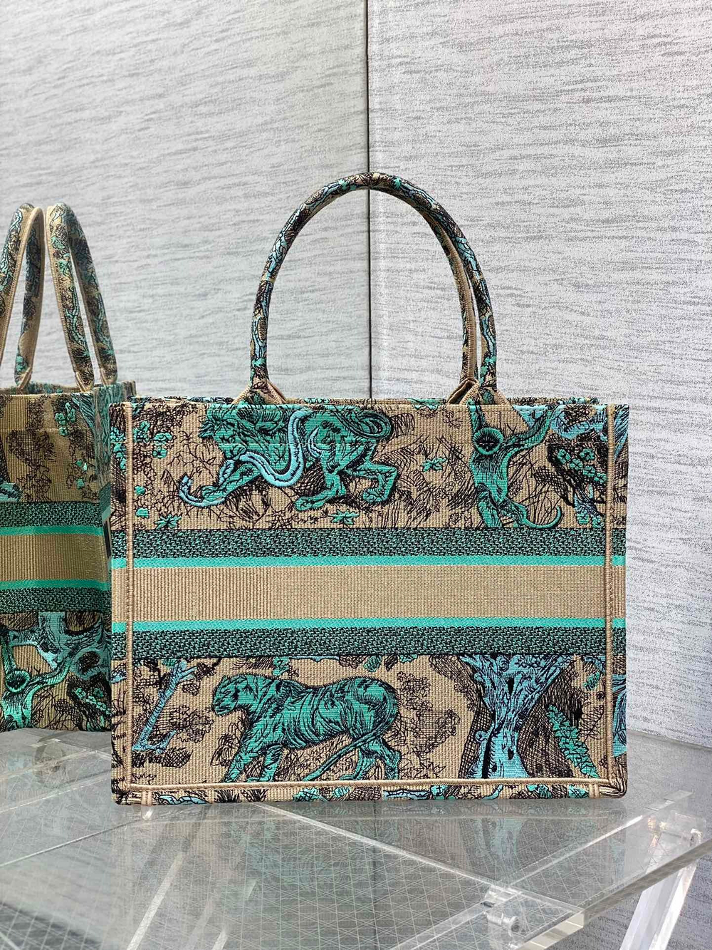 Christian Dior Book Tote 36 cm
