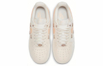 Кроссовки Nike Air Force 1 '07 Lx (Женская размерная сетка)