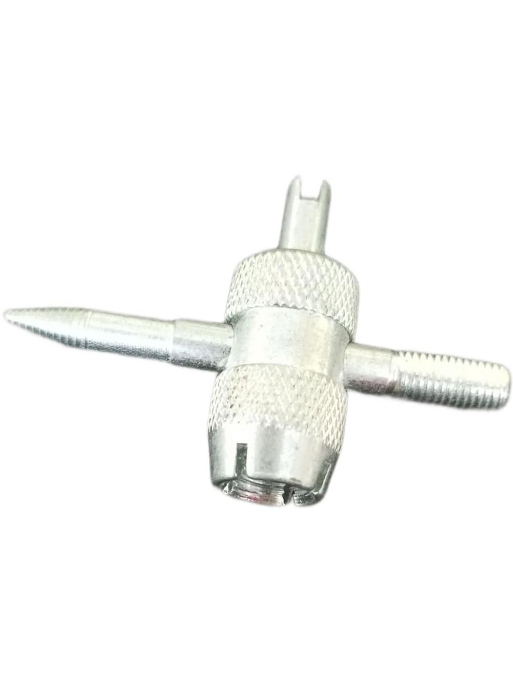 Метчик для восстановления резьбы вентиля
