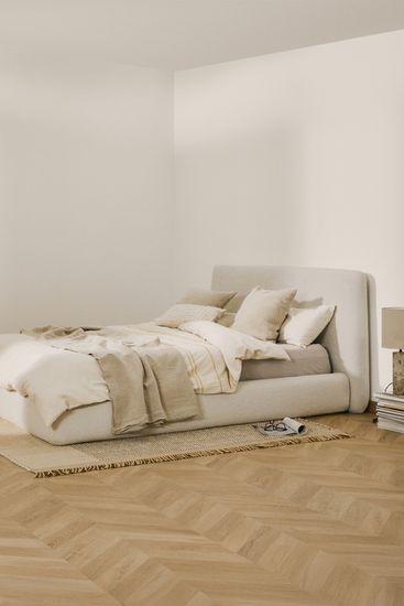 Кровать Martina со съемным чехлом из шенилла цвета экрю 180 x 200