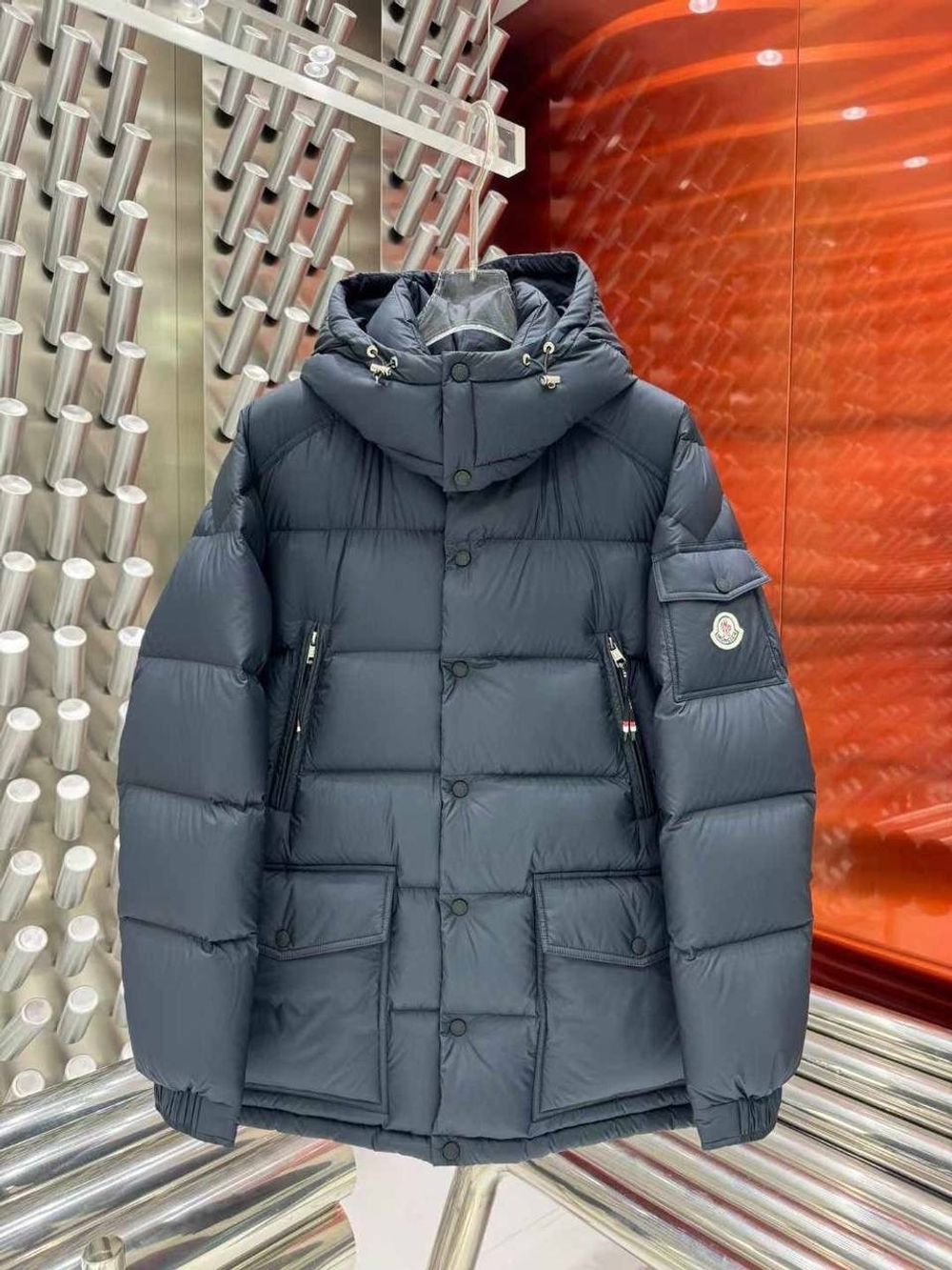 Пуховик Moncler