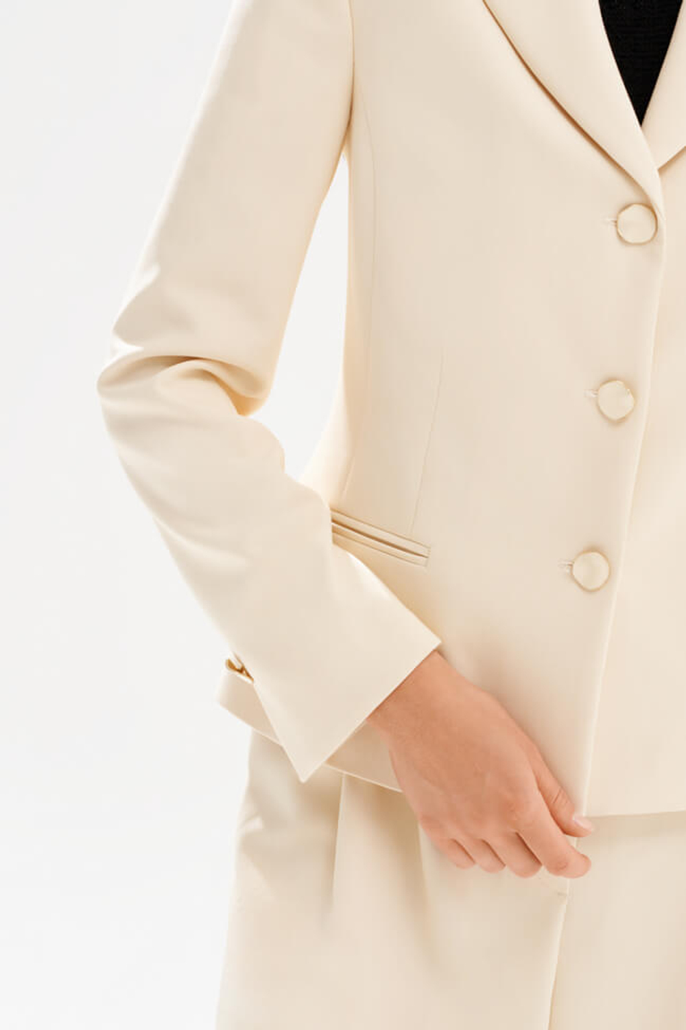 1983 Жакет женский (сливочный)