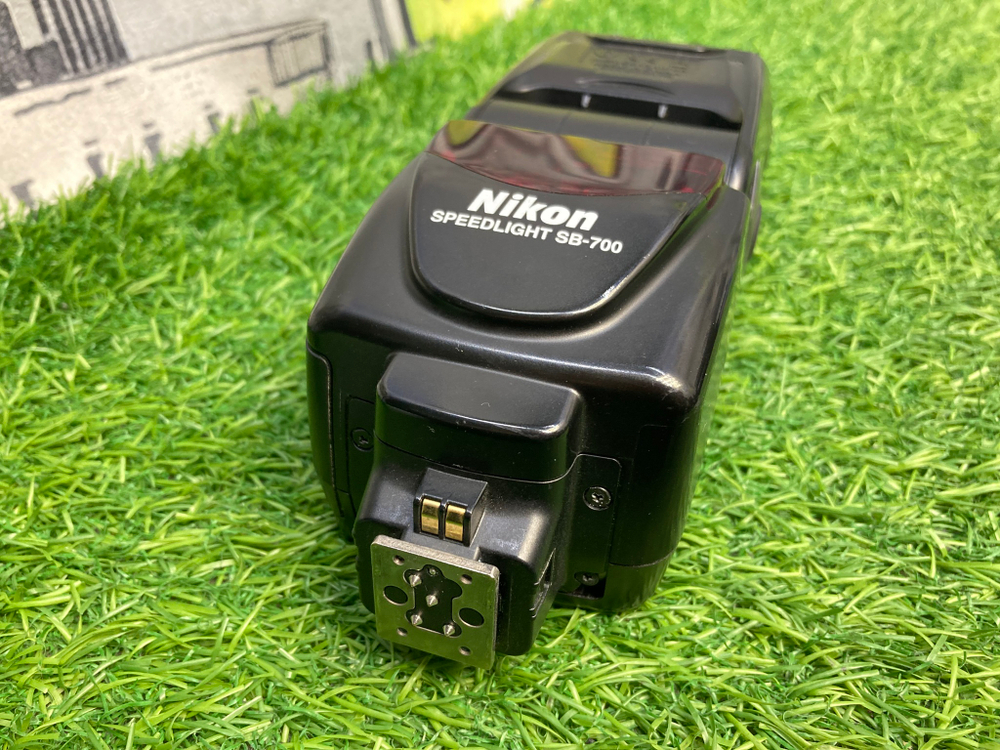 Nikon Speedlight SB-700 Покупка/Продажа
