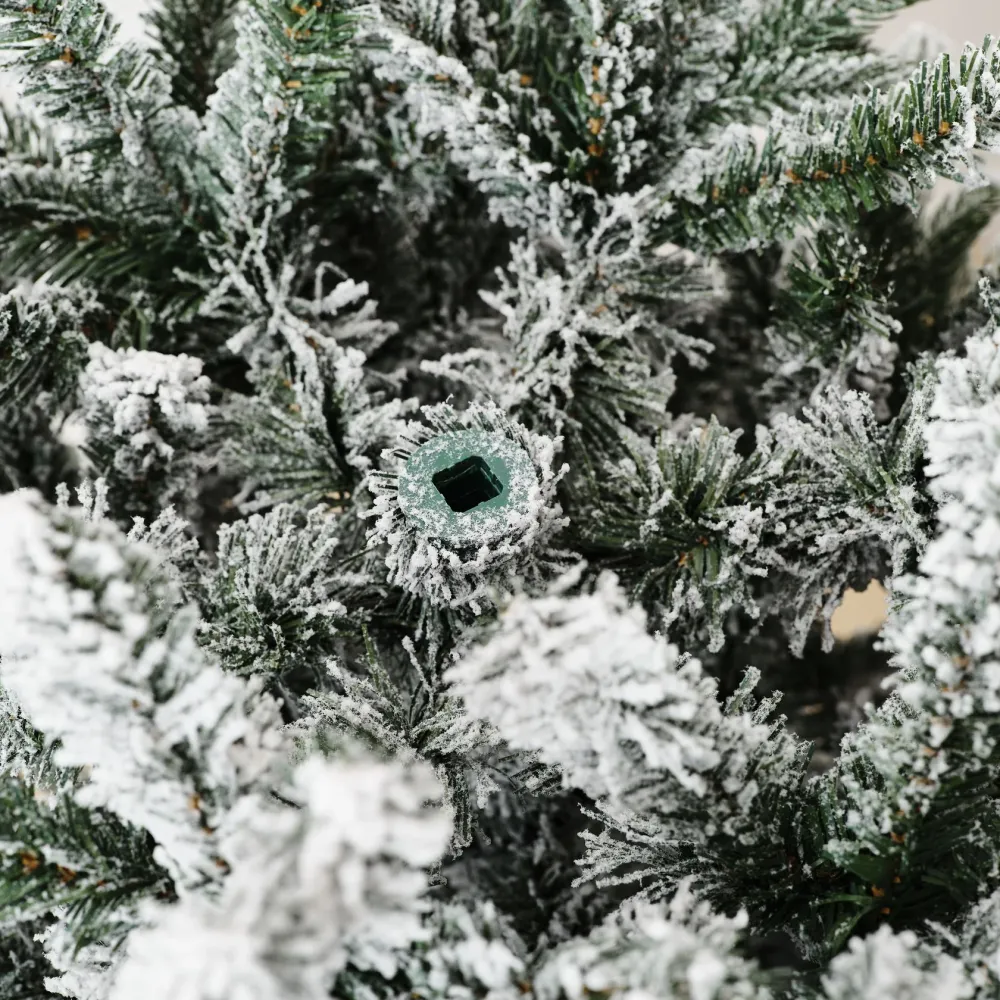 Заснеженная елка «Bourget» (Литая+пвх) 180 см / 1,8 м