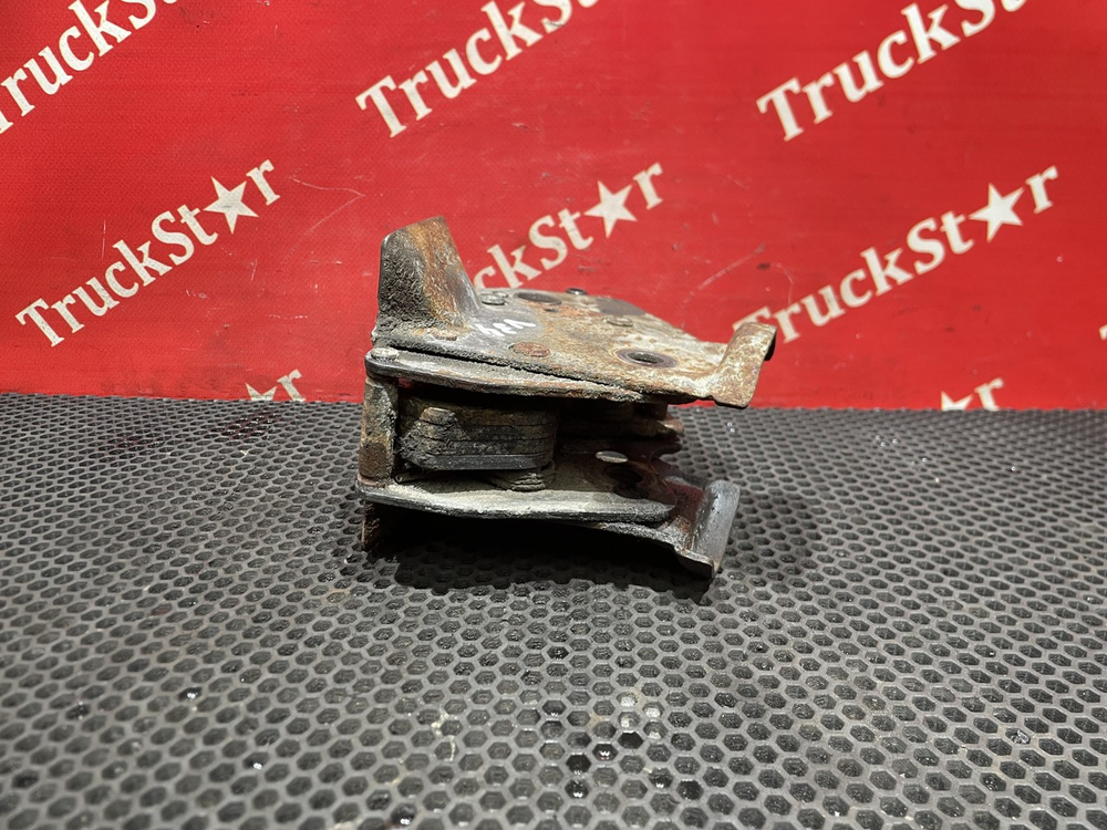 Замок кабины