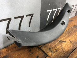 Обшивка крышки багажника левая Renault Clio 3 05-12 Б/У Оригинал 8200325412