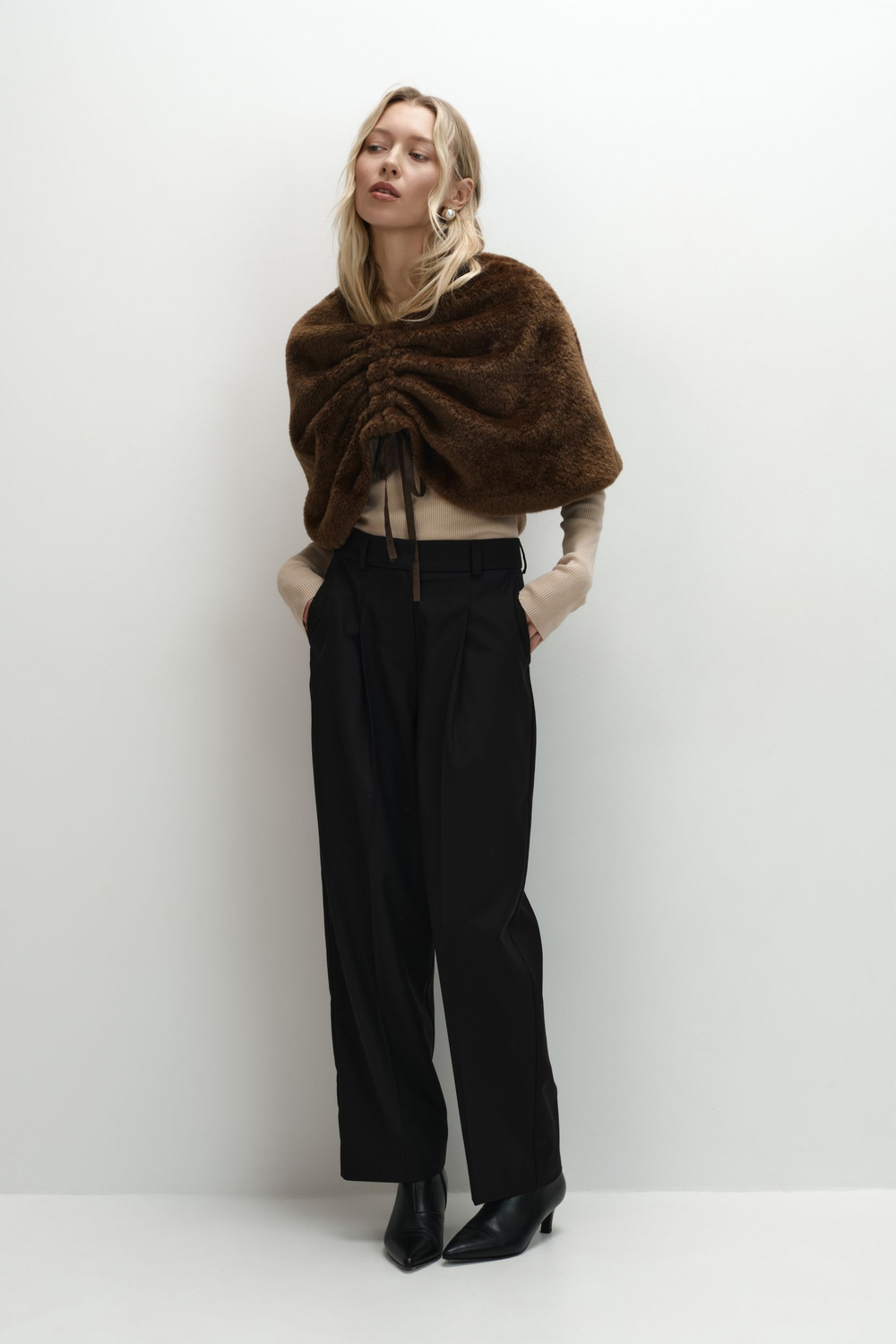 Горжетка из меха