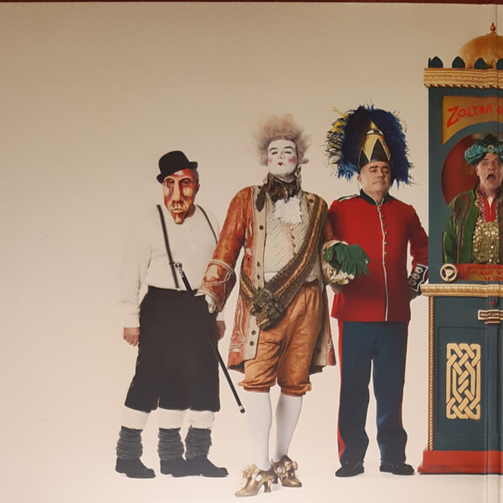 Madness / Oui Oui Si Si Ja Ja Da Da (2LP)