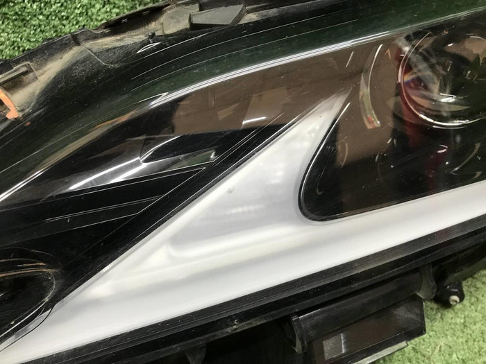 Фара левая Lexus ES 7 (2018-2021) LED