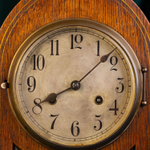 Винтажные настольные часы