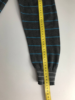 Джемпер Ostin практичный, маркировка S, визуально на 44/46 размер