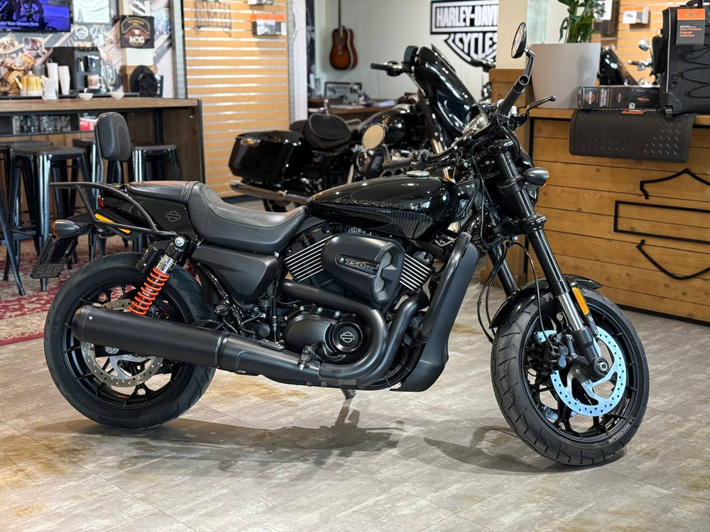 Harley-Davidson Street Rod, 2017 Black