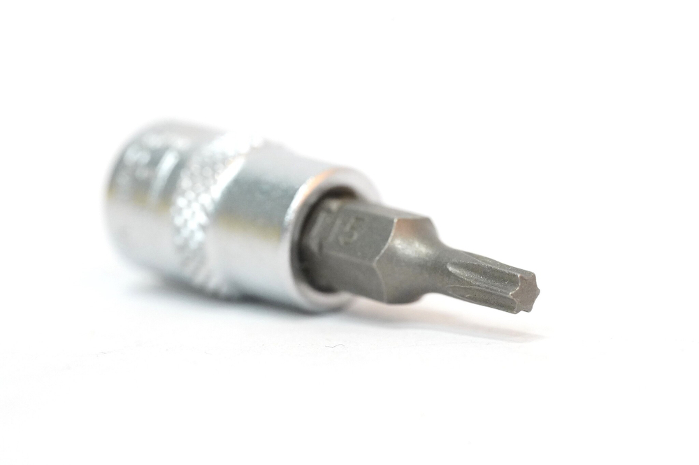 ГОЛОВКА С БИТОЙ ВСТАВКОЙ STELS T15, КВАДРАТ 1/4 13803