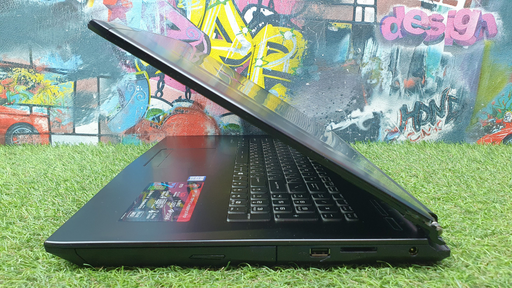 Игровой 17" MSI i7-7/32 Gb/GTX 1060 3 Gb/FHD 120Гц, 9S7-179BB3-478