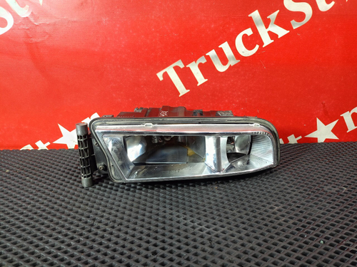 Фара противотуманная правая