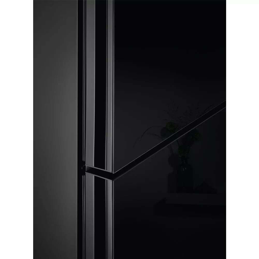 Холодильник Electrolux LNT7ME36K2