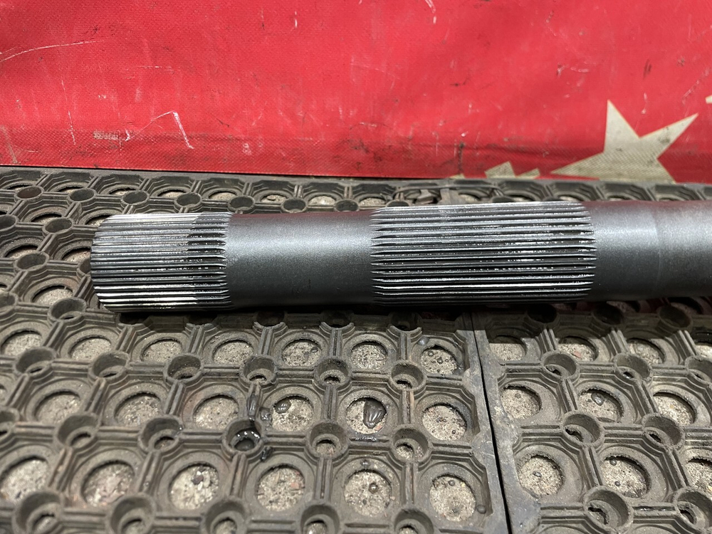 Полуось с блокировкой 2023г.