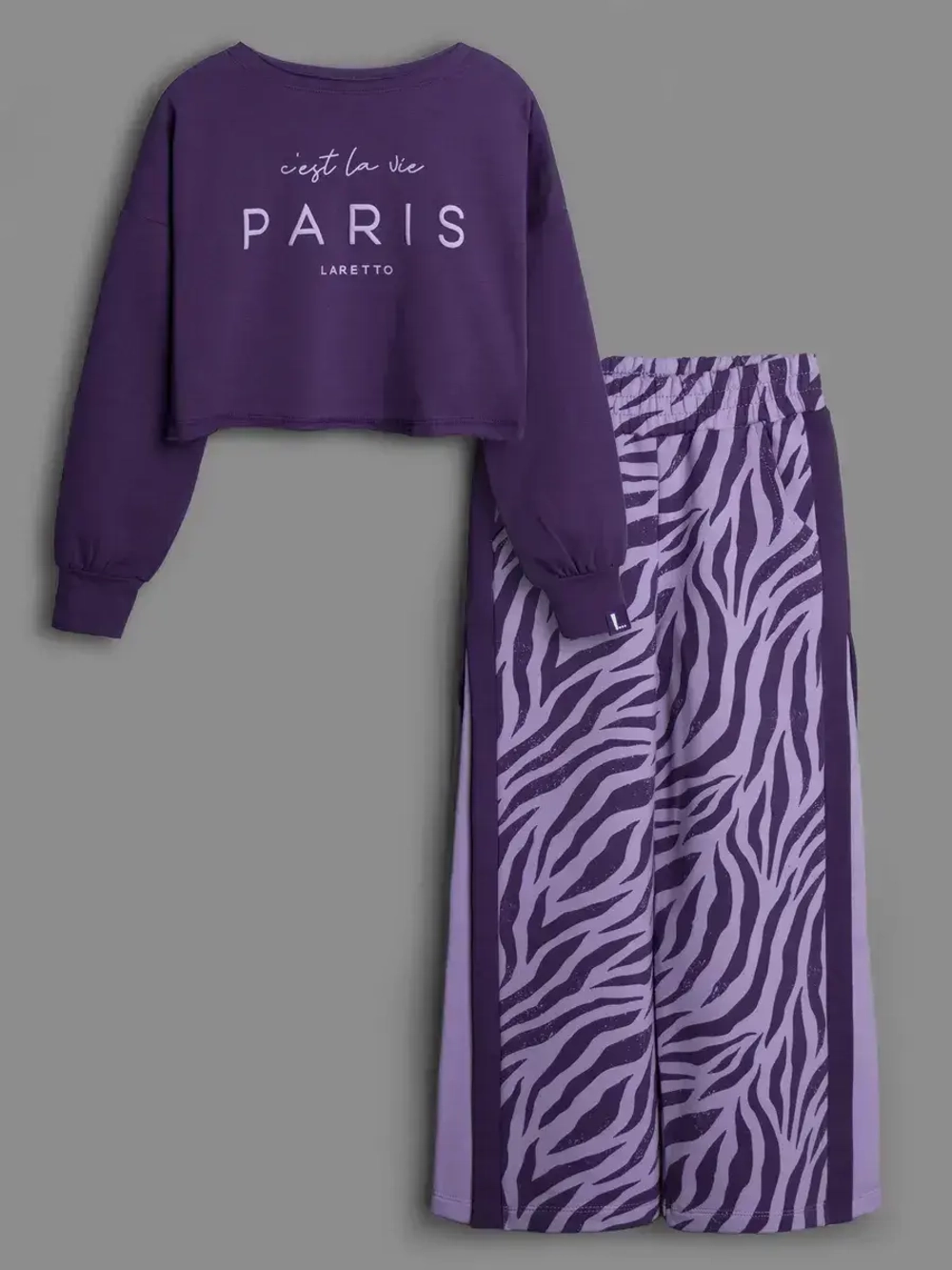 Костюм для девочки на осень