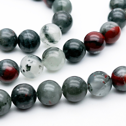 Яшма бусины, диаметр около 10,5-10,7 мм, цена за 18 шт (1/2 нити)