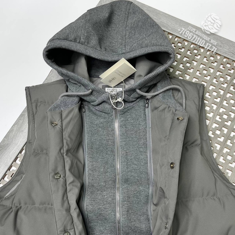 Пуховый жилет Brunello Cucinelli