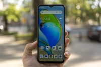 ZTE Blade V40 Design (2023)