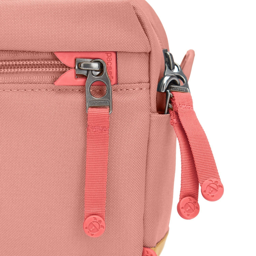 Сумка антивор Pacsafe GO Crossbody, розовый, 2.5 л.