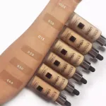 Тональная основа Eveline Liquid Control - №010 Light Beige