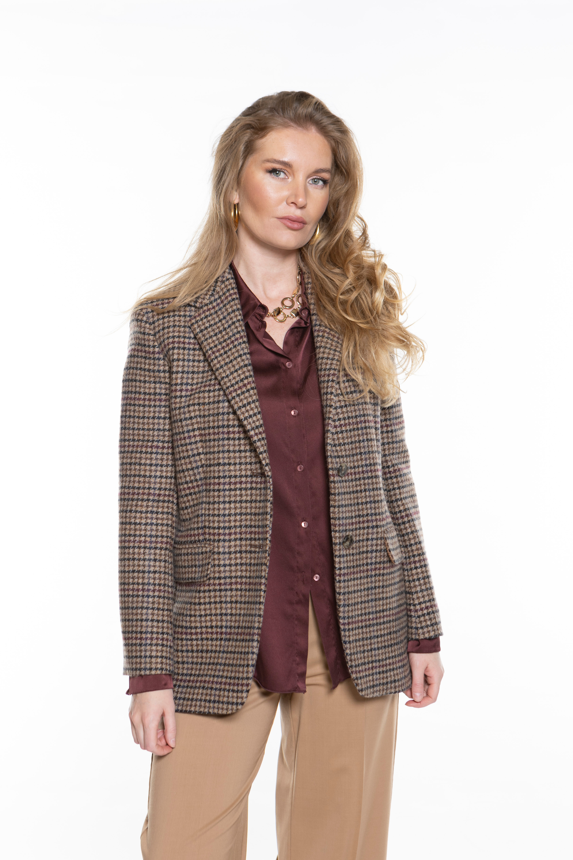 ШЕРСТЯНОЙ ПИДЖАК В ШАТЛАНДСКОМ СТИЛЕ