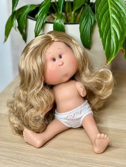 Кукла Nines виниловая 30см MIA без одежды (3000W2A1)