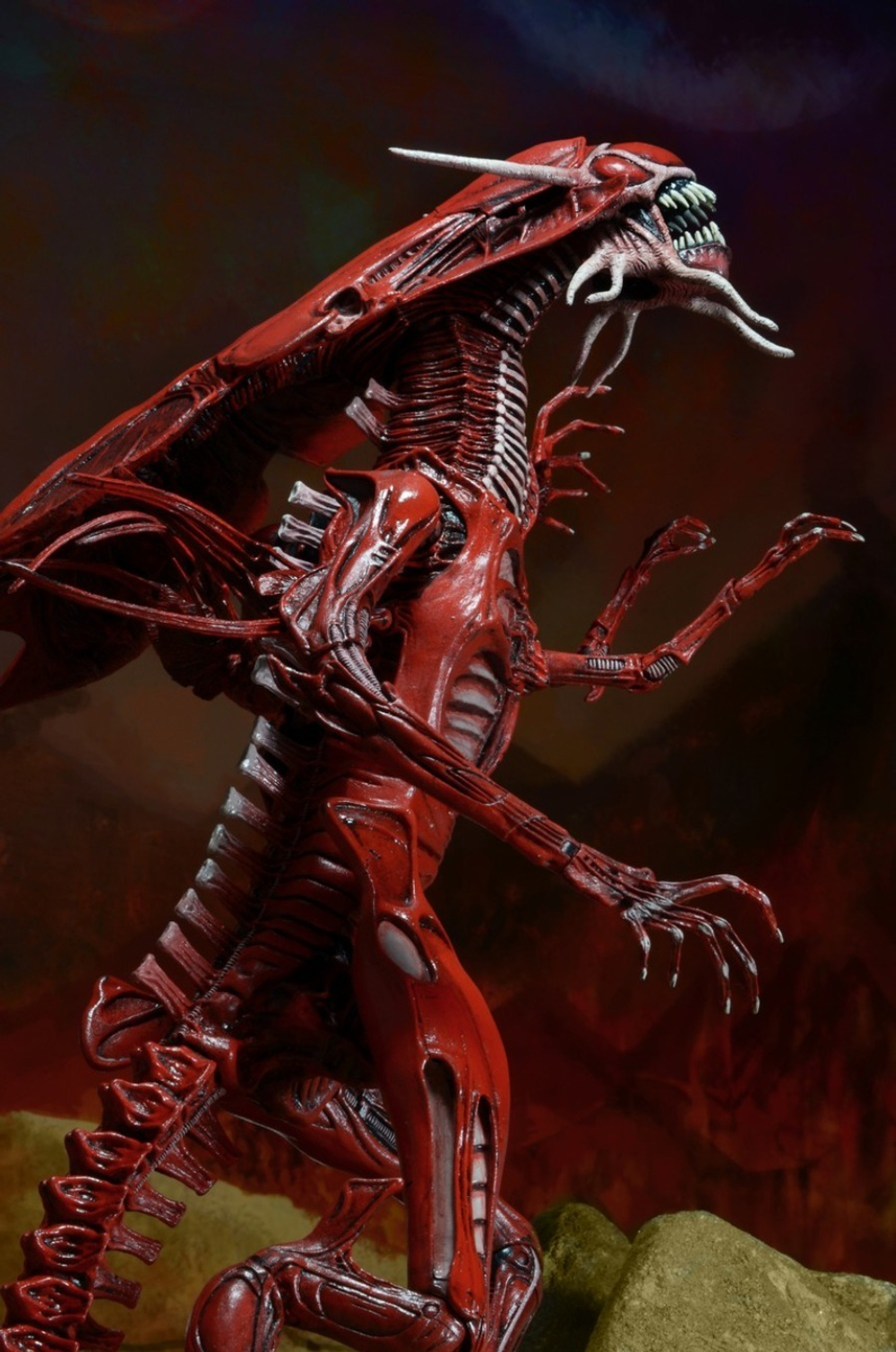 Подвижная фигурка Neca — Aliens: Genocide — Red Queen Mother