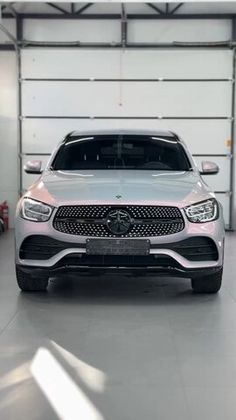 Mercedes в цветной полиуретан Carbins PPF HA-01R Magic Grey Pink совместно с "Miart Detailing"