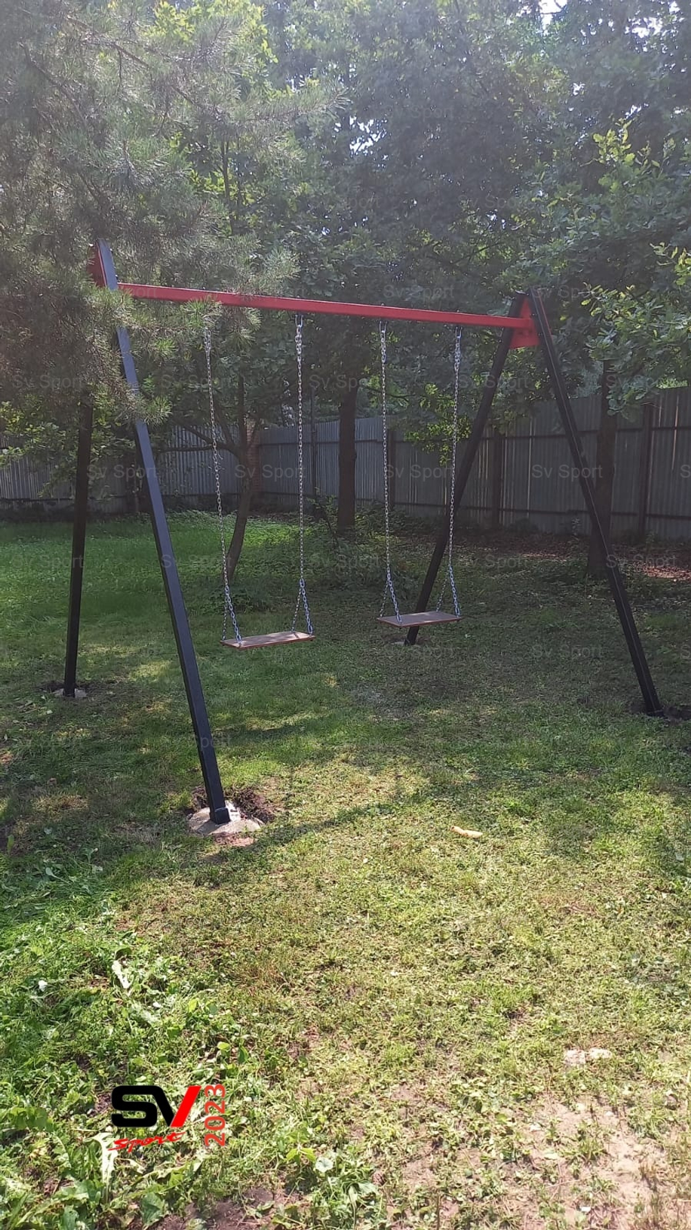 Монтаж уличных качелей Sv Sport