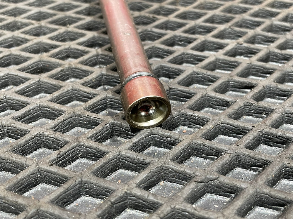 Штанга толкателя впускного клапана