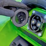 Райдер садовый аккумуляторный с нулевым радиусом разворота Greenworks ZTCS92, 82V, 92 см, с АКБ 8 кВтч (7405407)