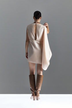 Платье с ассиметрией NEDRA